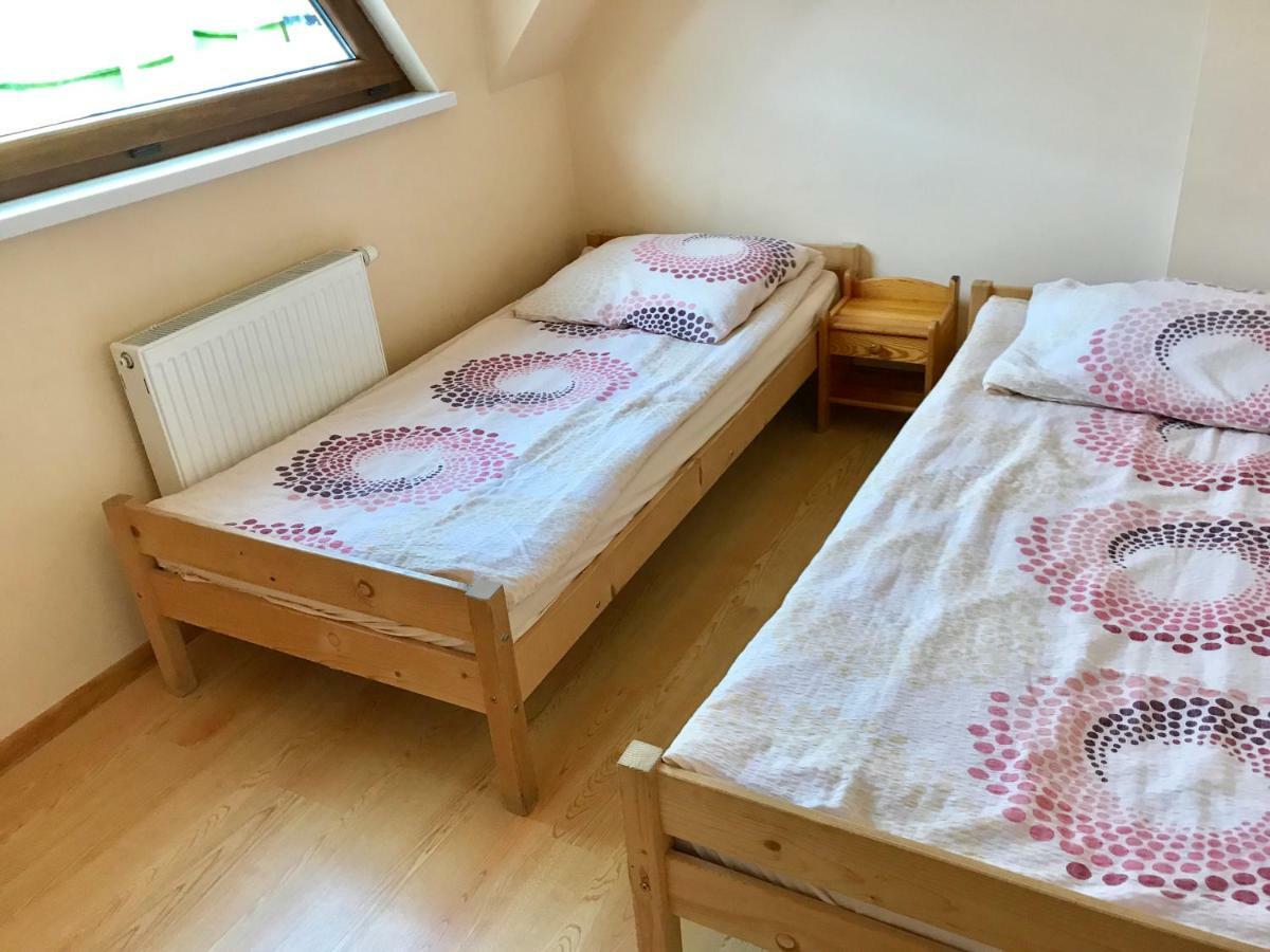 U Schabinskiej Chyrowianka Gosciniec ドゥクラ エクステリア 写真